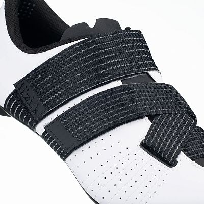 Превью  Велотуфли шоссейные FIZIK Tempo Powerstrap R5 White/Black